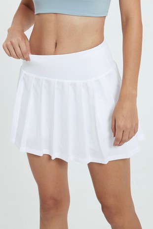 NWT Women's Werena White Pleated Skorts ,Vogue Underwear. Sports
