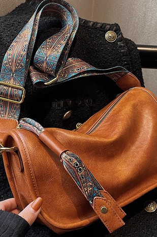 Maroon and Orange Circle Design Zipper Hippie Handbag: Boho Chic Delight